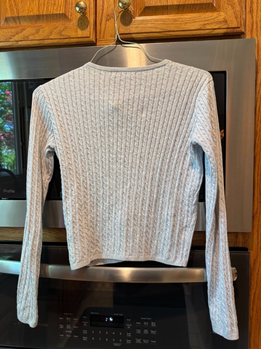 Brandy Melville Zoe Cable Knit Cardigan Light Grey XS/S - Picture 2 of 5